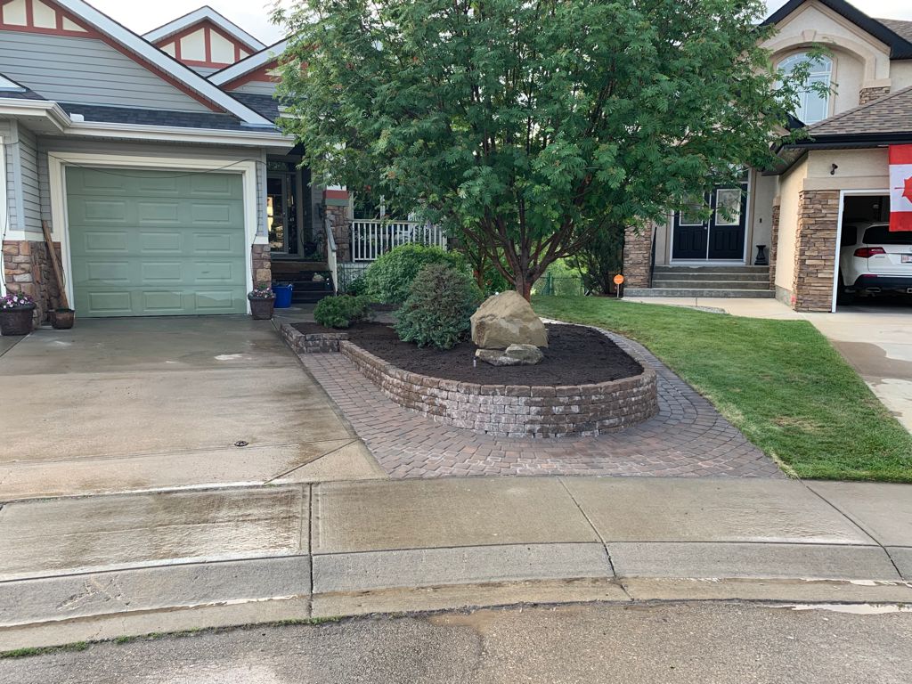 Valley-Ridge-Calgary-Landscaping-front-yard-raised-flowerbeds-stone-