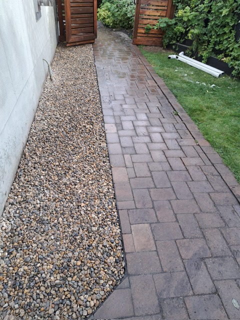 Glenbrook-Calgary-Drainage-paving-stone-repair-