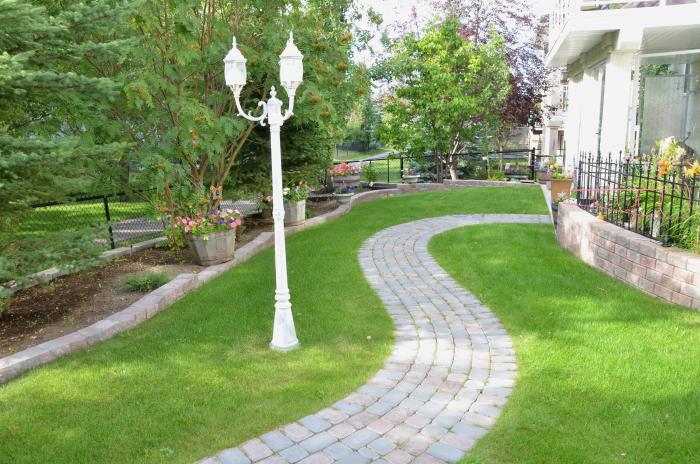 Calgary interlock paving stone walkway 