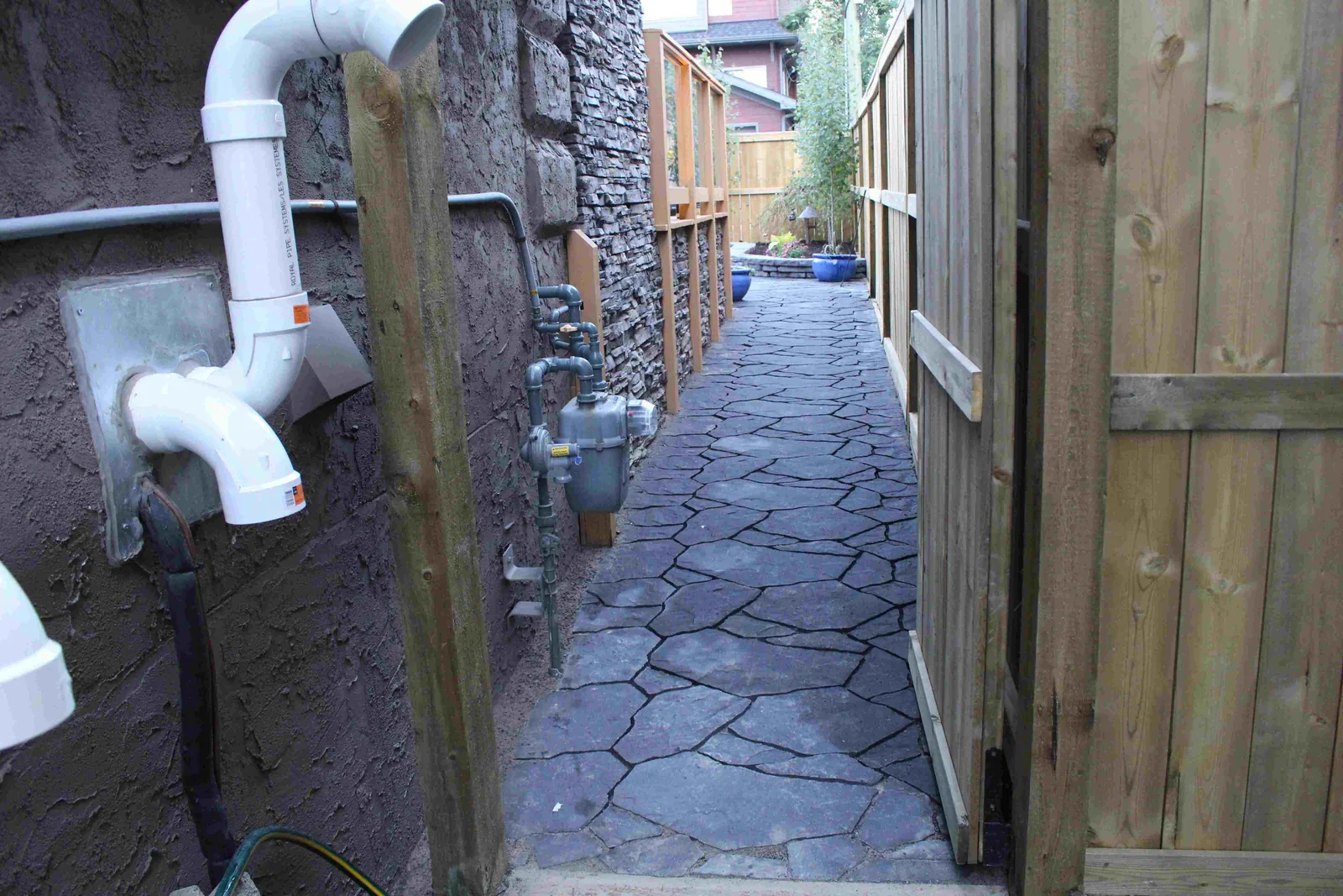 Backyard LANDSCAPING CALGARY Remodelling Bankview photo 2