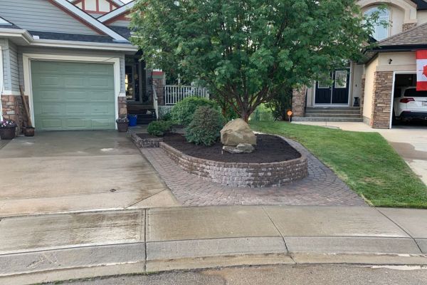 Valley-Ridge-Calgary-Landscaping-front-yard-raised-flowerbeds-stone-