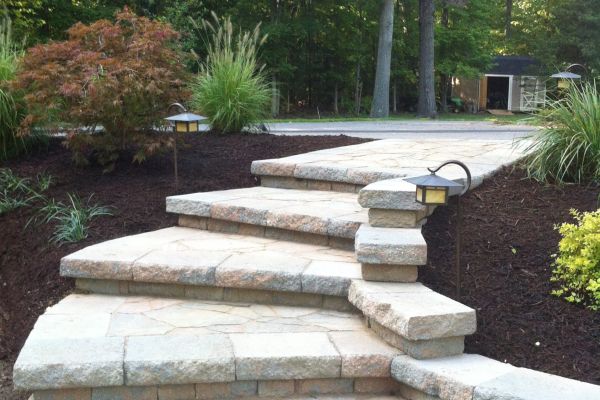 outdoor-steps-landings-calgary-stone-steps-pavers-natural-stone