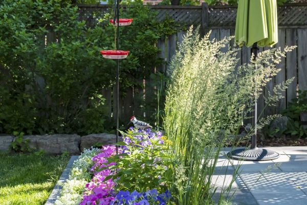 patio-garden-bed-gardener-calgary-landscaper-landscape-designer
